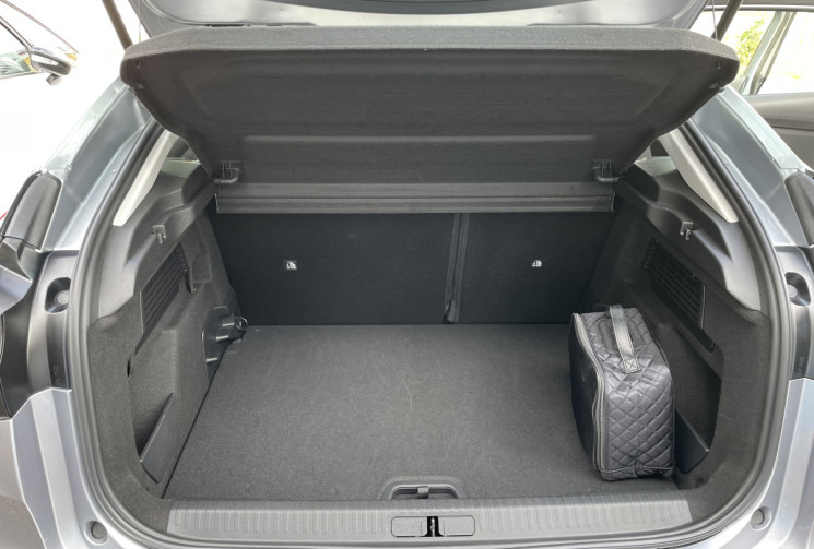 Citroën C4 III  1.2 PureTec 130 cv S&S  BVA EAT8 FEEL PACK  4500 KMS