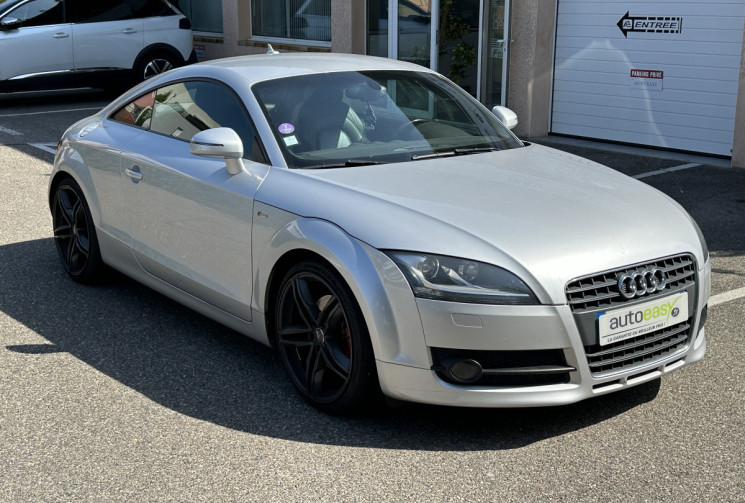 AUDI TT 2.0 TFSI / 200 Ch / S line