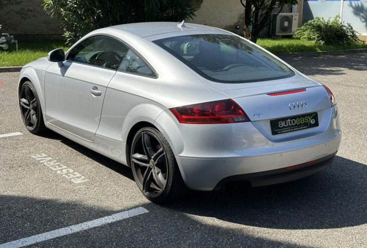 AUDI TT 2.0 TFSI / 200 Ch / S line