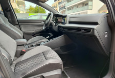Volkswagen Golf 8 / 1.5 eTSi 150 cv / R line / Suivi VW