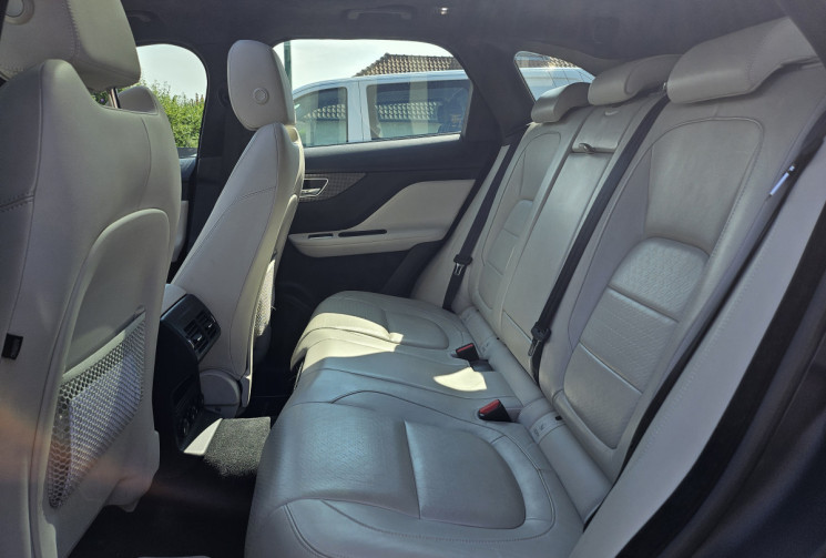 JAGUAR F-PACE V6 3.0D 300 cv Première Edition 4x4 BVA8 
