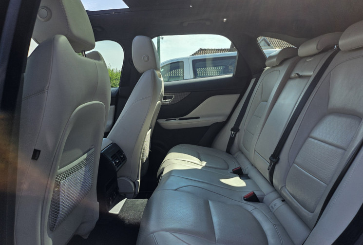 JAGUAR F-PACE V6 3.0D 300 cv Première Edition 4x4 BVA8 