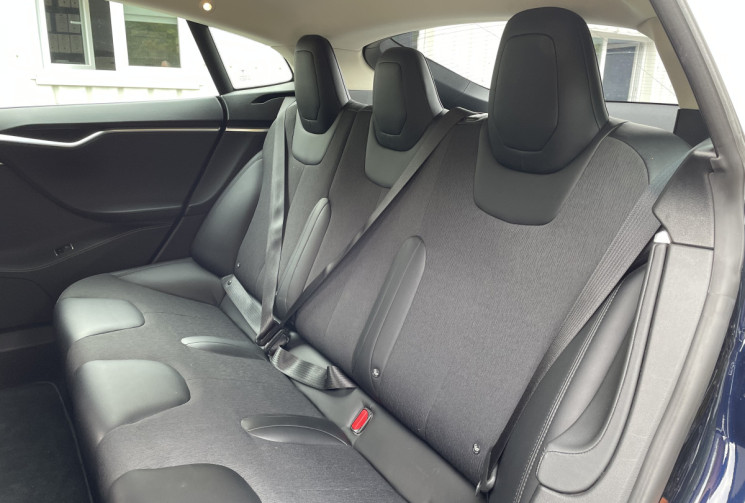 TESLA MODEL S 367 ch 85 kWh/AUTOPILOT/SUPER CHARGEUR A VIE/PACK HIVER/CAMERA