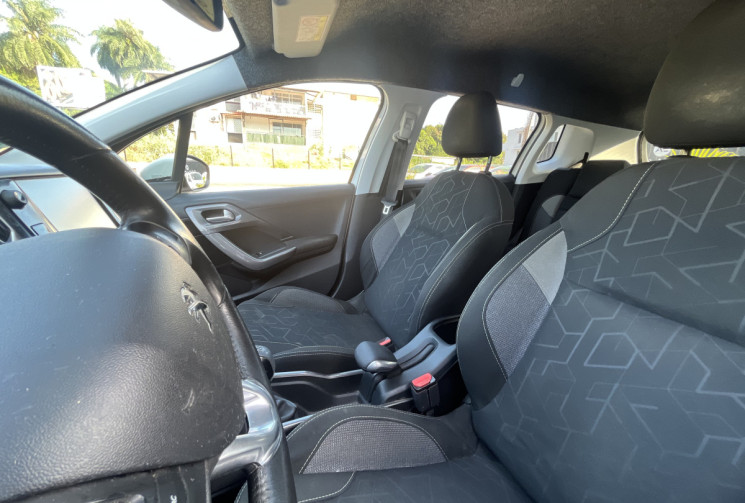 Peugeot 2008 1.6 BlueHDi 100 cv Allure // bon état // Première main
