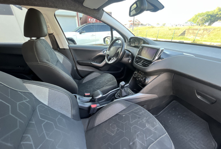 Peugeot 2008 1.6 BlueHDi 100 cv Allure // bon état // Première main