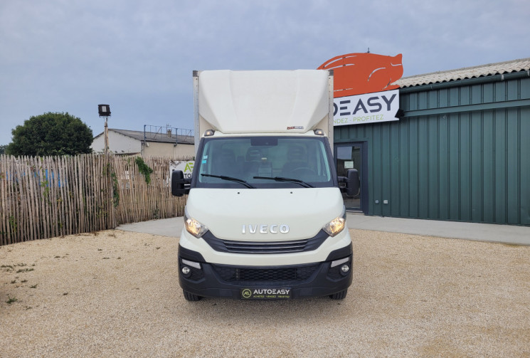 IVECO DAILY VI Fourgon Phase 2 35C18 3.0 D 16V Hi-Matic 180 cv Boîte auto