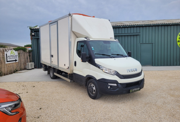 IVECO DAILY VI Fourgon Phase 2 35C18 3.0 D 16V Hi-Matic 180 cv Boîte auto