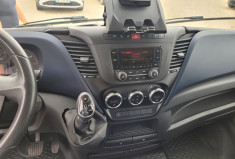 IVECO DAILY VI Fourgon Phase 2 35C18 3.0 D 16V Hi-Matic 180 cv Boîte auto