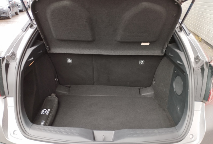 Toyota C-HR Hybride 1.8 122 Graphic 2WD E-CVT / Entretien 100% Toyota