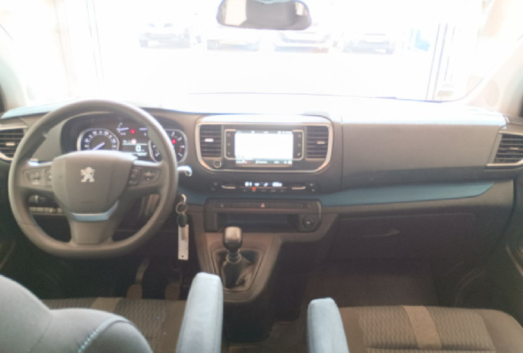 Peugeot TRAVELLER 8 PLACES Standard 1.5 Blue HDi 16V Combi moyen S&S 120 cv