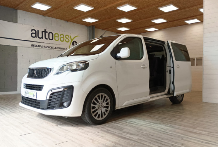Peugeot TRAVELLER 8 PLACES Standard 1.5 Blue HDi 16V Combi moyen S&S 120 cv