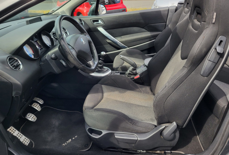 PEUGEOT 308 CC 2.0 HDi FAP Sport Pack