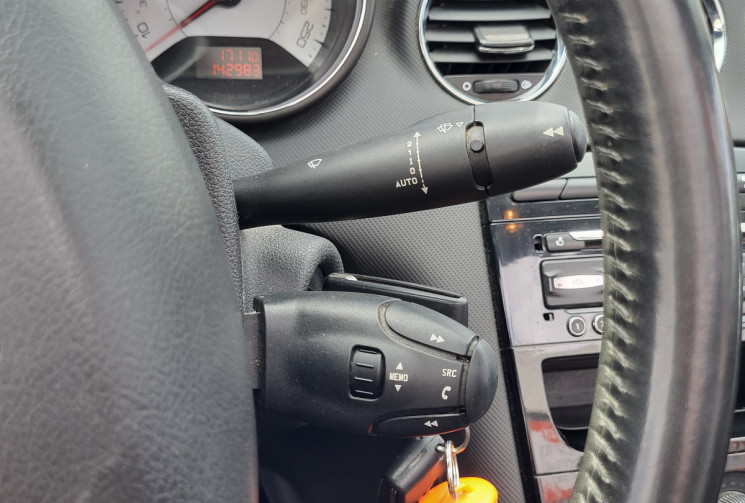 PEUGEOT 308 CC 2.0 HDi FAP Sport Pack