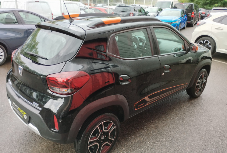 Dacia Spring 45 ch 27.4 KW/h Confort Plus * achat intégral *