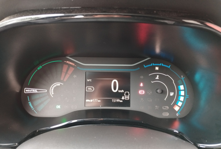 Dacia Spring 45 ch 27.4 KW/h Confort Plus * achat intégral *