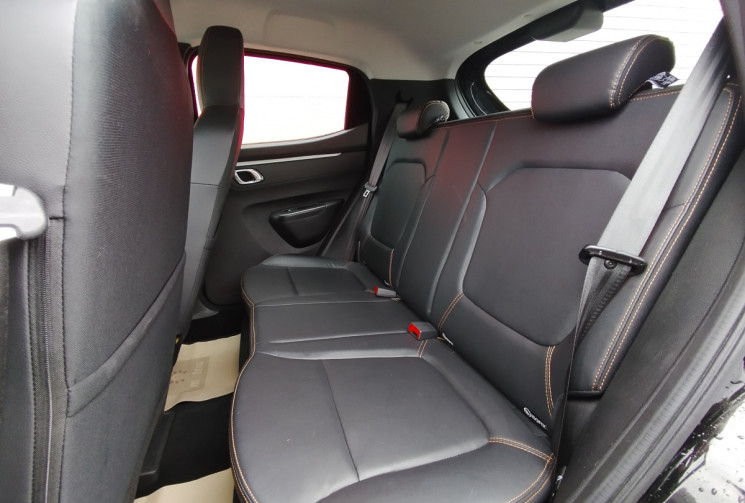 Dacia Spring 45 ch 27.4 KW/h Confort Plus * achat intégral *