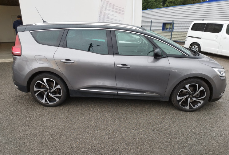 Renault SCENIC Grand Scénic IV 1.7 dCi EDC6 120 CV BVA BOSE