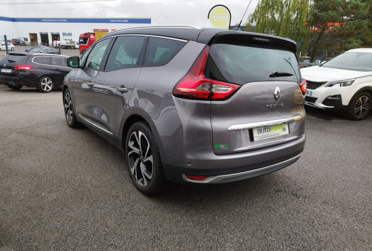Renault SCENIC Grand Scénic IV 1.7 dCi EDC6 120 CV BVA BOSE