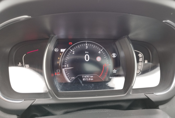 Renault SCENIC Grand Scénic IV 1.7 dCi EDC6 120 CV BVA BOSE