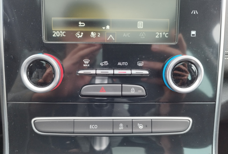 Renault SCENIC Grand Scénic IV 1.7 dCi EDC6 120 CV BVA BOSE