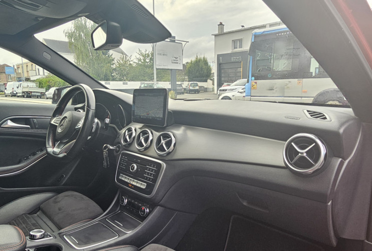 MERCEDES GLA 200 d 136 ch Fascination 7G-DCT Euro6c