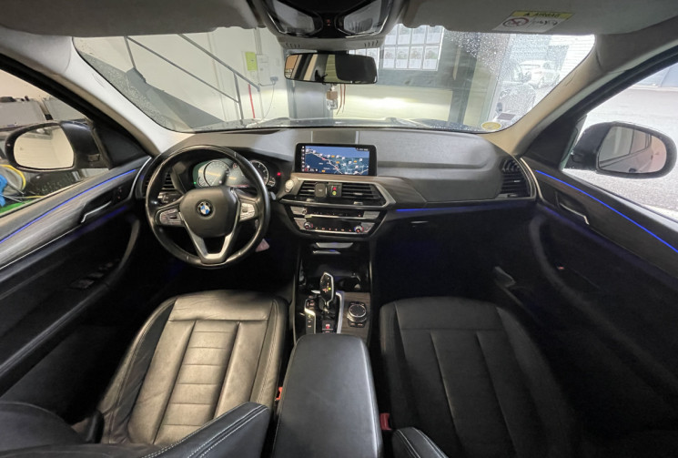 BMW X3 xDrive 30  265 ch Lounge (Attelage électrique)