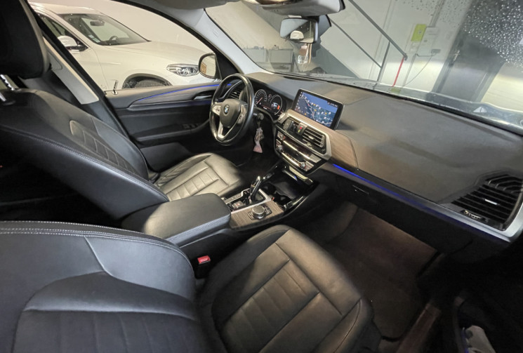 BMW X3 xDrive 30  265 ch Lounge (Attelage électrique)