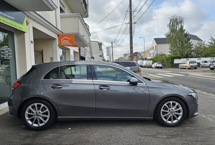MERCEDES CLASSE A 180 136 ch Style Line 7G-DCT CUIR TOIT OUVRANT 