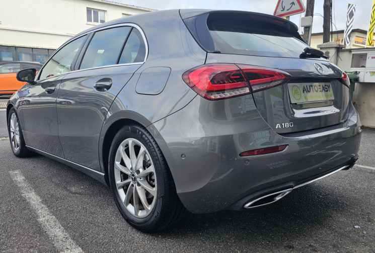 MERCEDES CLASSE A 180 136 ch Style Line 7G-DCT CUIR TOIT OUVRANT 