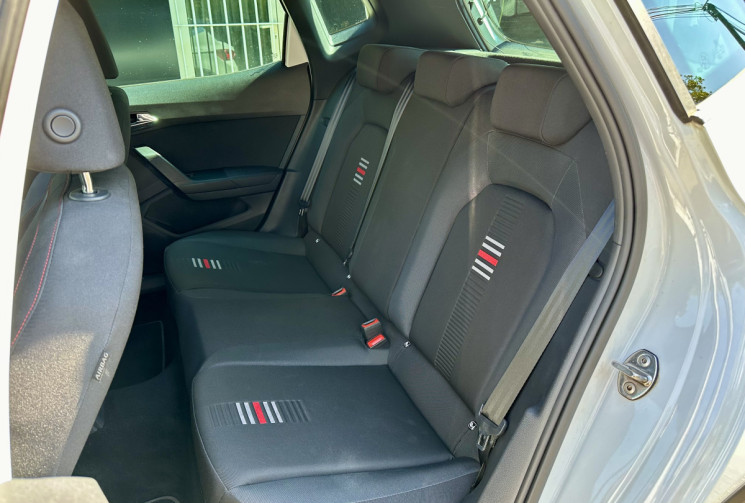 SEAT ARONA 1.0 TSI 116 FR * ENTRETIEN COMPLET A JOUR * CT OK * GARANTIE 6 MOIS