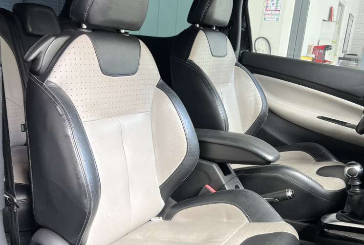 CITROEN DS3 1.6 155 SO CHIC 