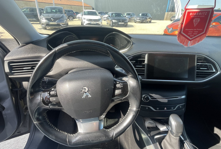 PEUGEOT 308 II 1.6 BlueHDi EAT6 ALLURE  S&S 120 cv Boîte auto