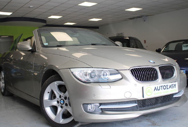 BMW SERIE 3 CABRIOLET 3.0 l 204 cv  Pack luxe  52 000 km !!!!!! Etat parfait