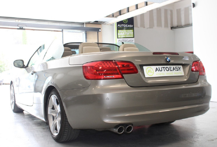 BMW SERIE 3 CABRIOLET 3.0 l 204 cv  Pack luxe  52 000 km !!!!!! Etat parfait