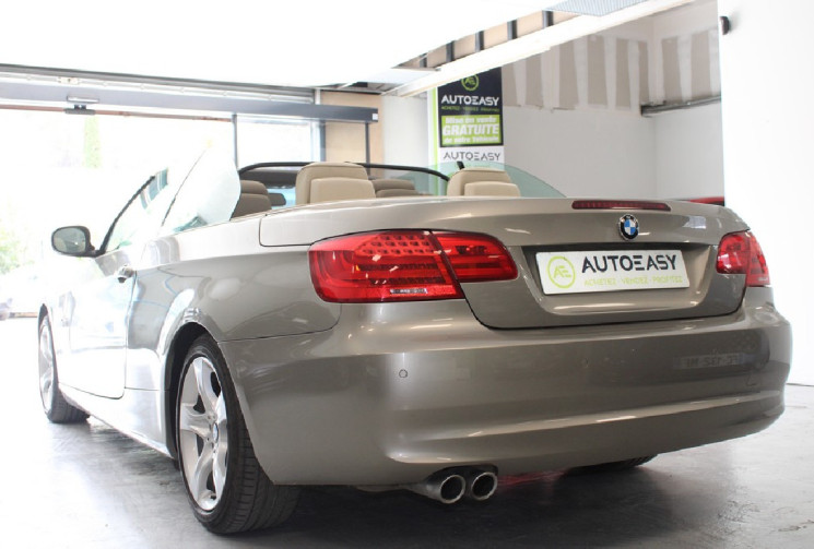 BMW SERIE 3 CABRIOLET 3.0 l 204 cv  Pack luxe  52 000 km !!!!!! Etat parfait