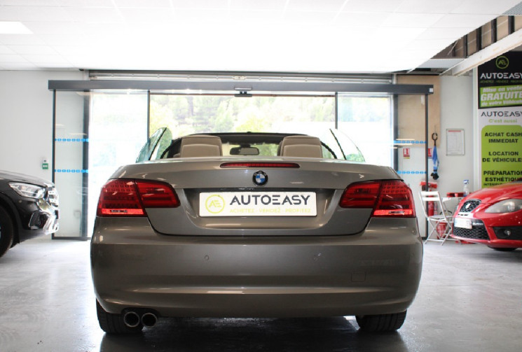BMW SERIE 3 CABRIOLET 3.0 l 204 cv  Pack luxe  52 000 km !!!!!! Etat parfait