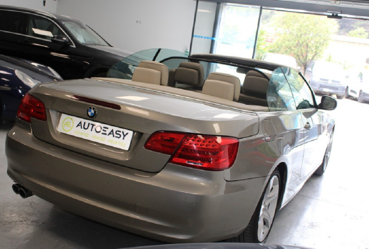 BMW SERIE 3 CABRIOLET 3.0 l 204 cv  Pack luxe  52 000 km !!!!!! Etat parfait