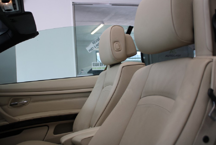 BMW SERIE 3 CABRIOLET 3.0 l 204 cv  Pack luxe  52 000 km !!!!!! Etat parfait