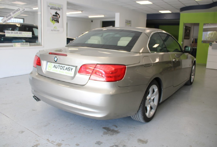 BMW SERIE 3 CABRIOLET 3.0 l 204 cv  Pack luxe  52 000 km !!!!!! Etat parfait