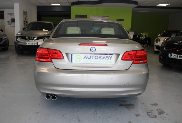 BMW SERIE 3 CABRIOLET 3.0 l 204 cv  Pack luxe  52 000 km !!!!!! Etat parfait