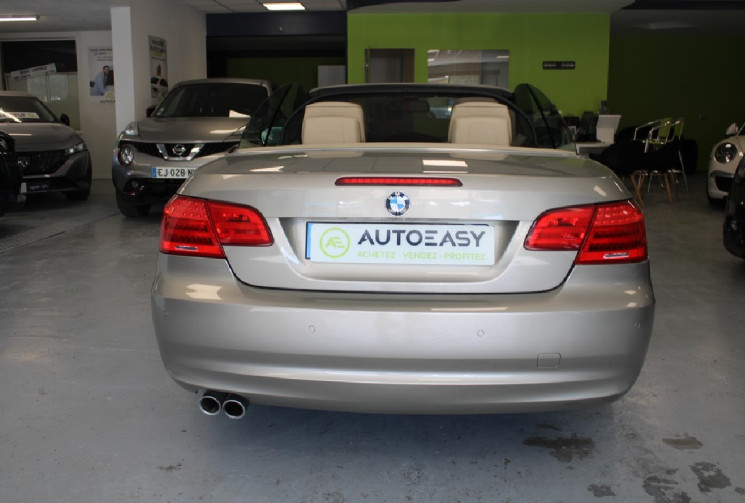 BMW SERIE 3 CABRIOLET 3.0 l 204 cv  Pack luxe  52 000 km !!!!!! Etat parfait