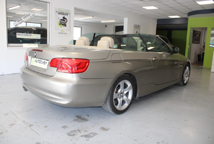 BMW SERIE 3 CABRIOLET 3.0 l 204 cv  Pack luxe  52 000 km !!!!!! Etat parfait
