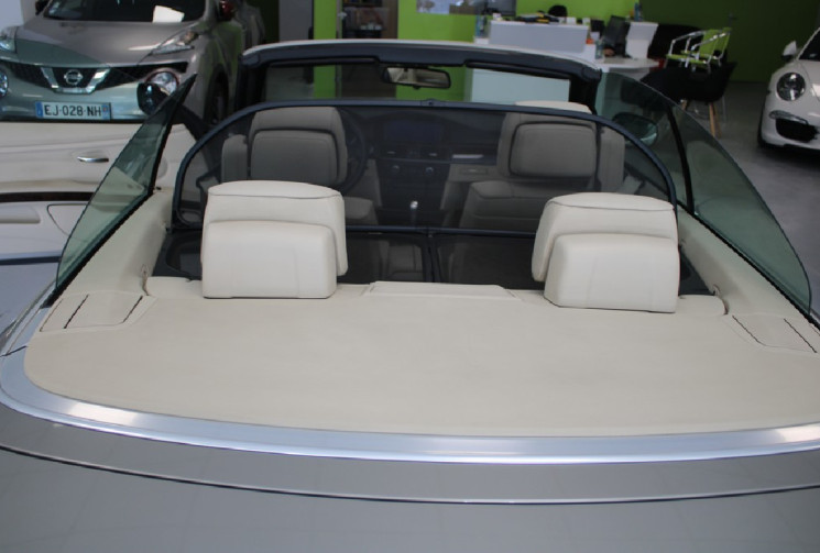 BMW SERIE 3 CABRIOLET 3.0 l 204 cv  Pack luxe  52 000 km !!!!!! Etat parfait