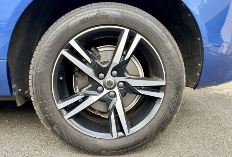 Volvo XC60  II T8 2.0 Ti 407 Plug in Hybrid AWD Geartronic8 318 cv R DESIGN