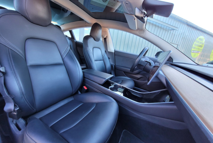 TESLA MODEL 3 Long-Range Dual Motor AWD