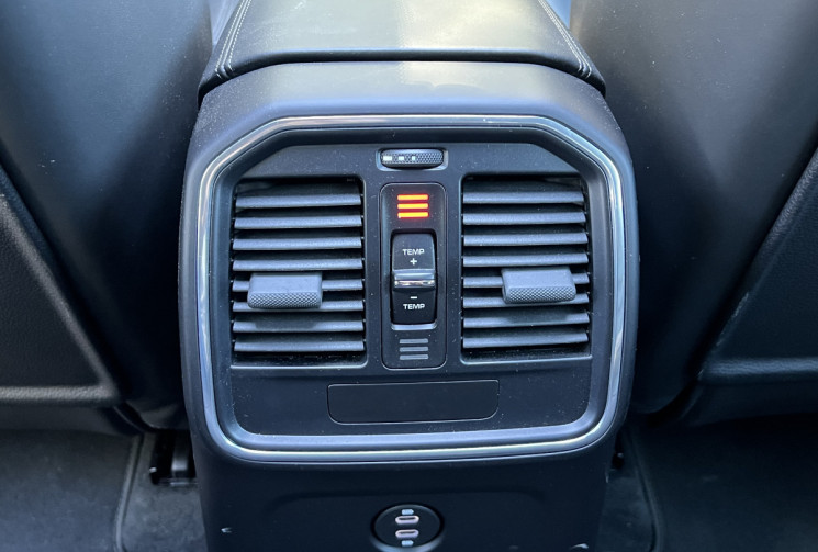 PORSCHE Macan Turbo 2.9 440 PDK / Immat France / Toit Ouvrant  / Carplay / Attelage / Bose / PDLS + 