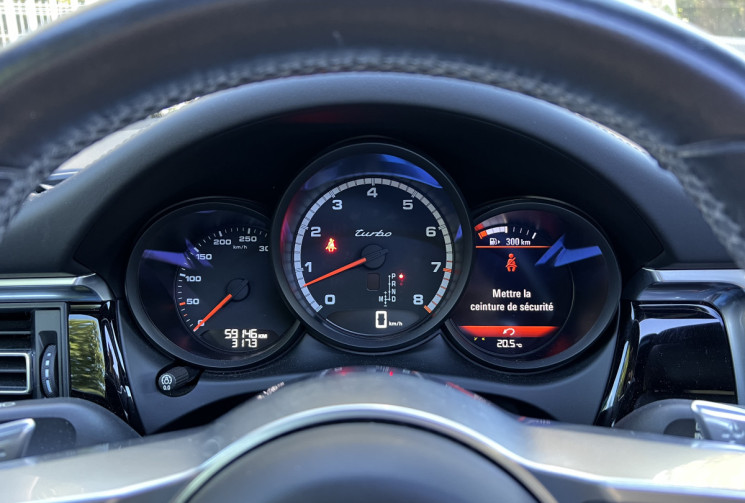 PORSCHE Macan Turbo 2.9 440 PDK / Immat France / Toit Ouvrant  / Carplay / Attelage / Bose / PDLS + 