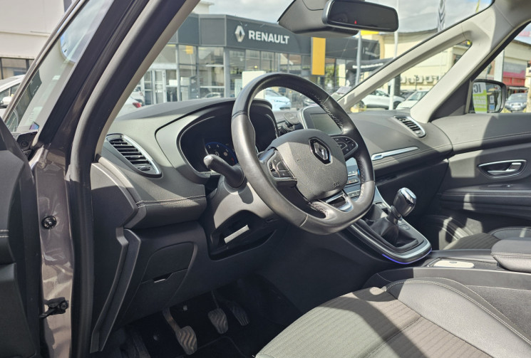 Renault Scénic IV  Tce 16V 130 cv INTENS
