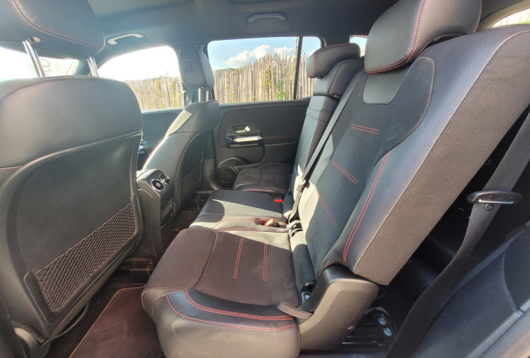 Mercedes GLB 200 d 2.0 d 16V 8G-TRONIC 150 cv AMG LINE Boîte auto