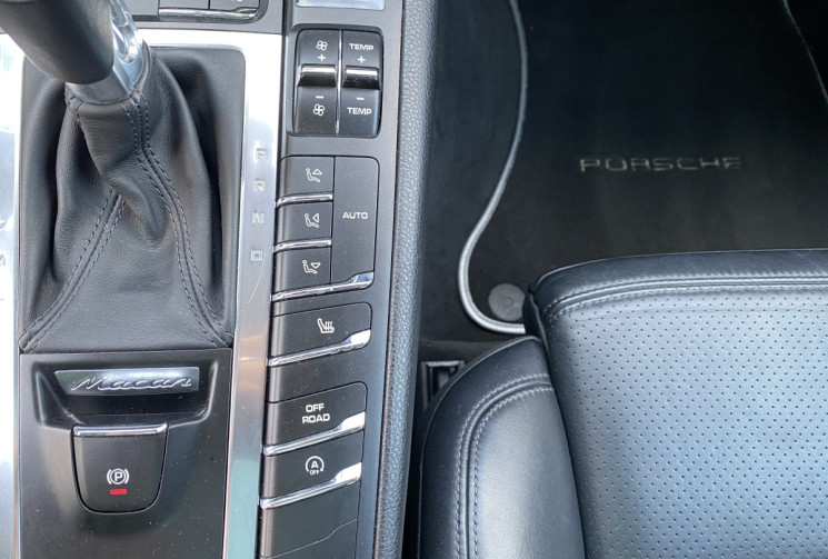 Porsche Macan Turbo 3.6 V6 400 CH -- FULL TUBE 